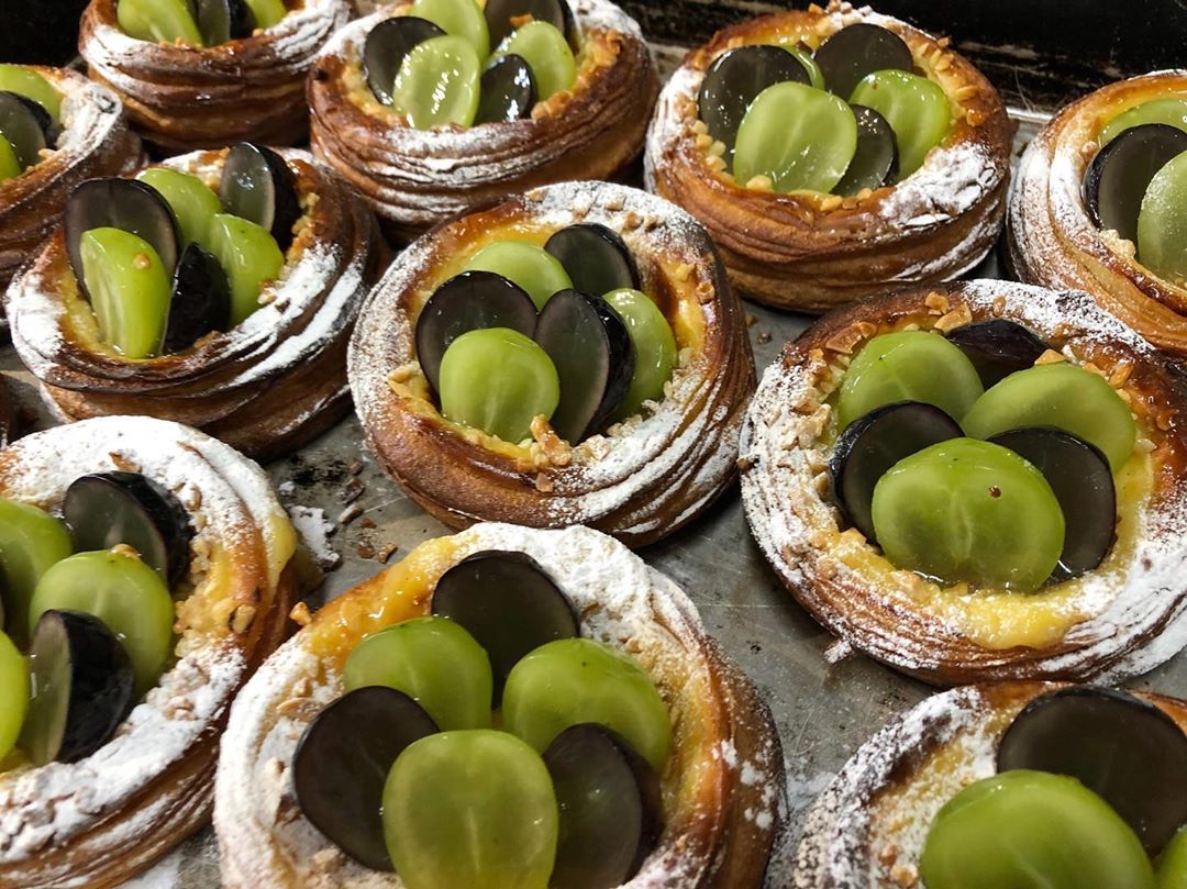 オパンのナガノパープルとシャインマスカットのデニッシュ（2019.10.02）