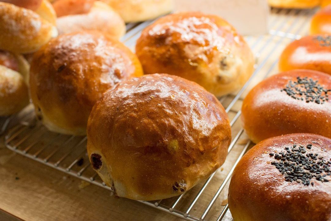 月曜日・火曜日は定休日となります（2020.03.23）