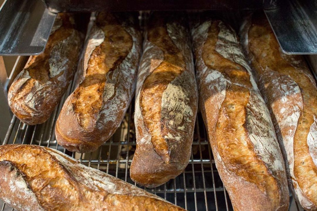 月曜日・火曜日は定休日となります（2020.07.06）