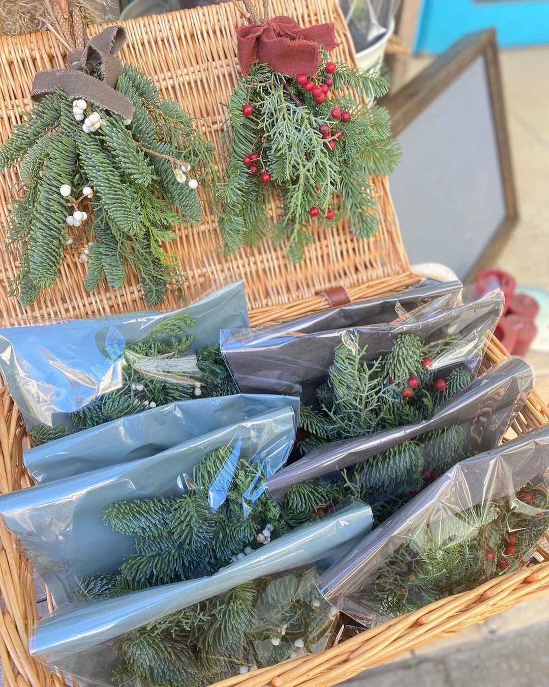 本日はaddict flowerさんによる「オパン1日花屋 2days」オープンしています（2020.11.28）