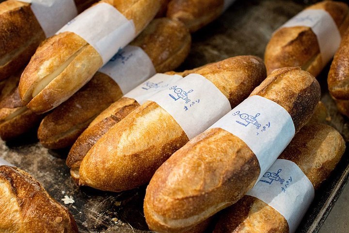 オパンドッグ、ミルクフランスたくさん焼き上げていっております（2021.04.10）