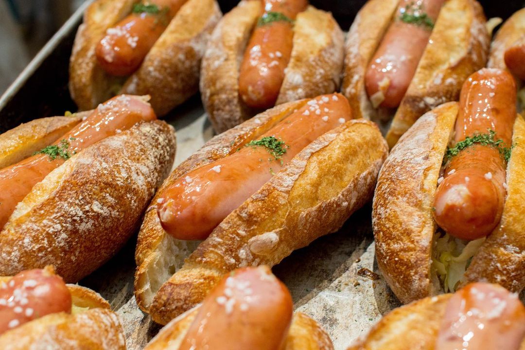 オパンドッグ、ミルクフランスたくさん焼き上げていっております（2021.05.07）