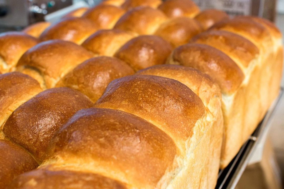 大人気の角食・山食が焼き上がっていってます（2021.05.19）