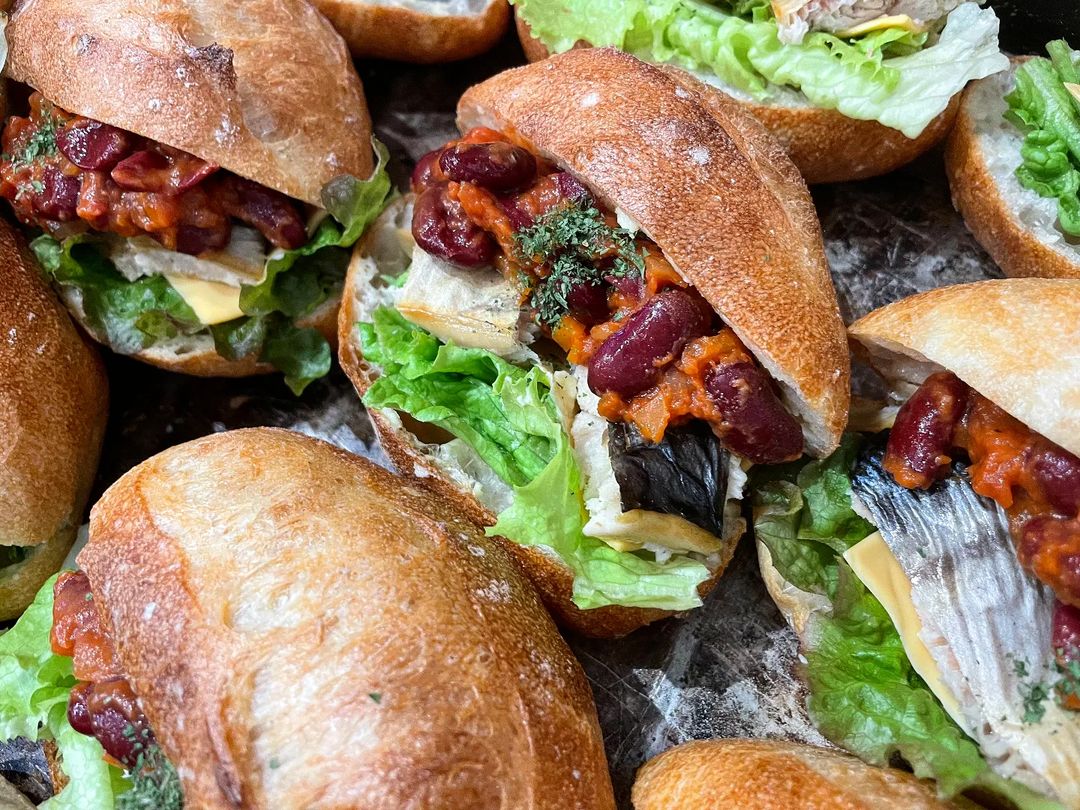 新しくなった「サバサンド」好評いただいてます（2023.02.03）