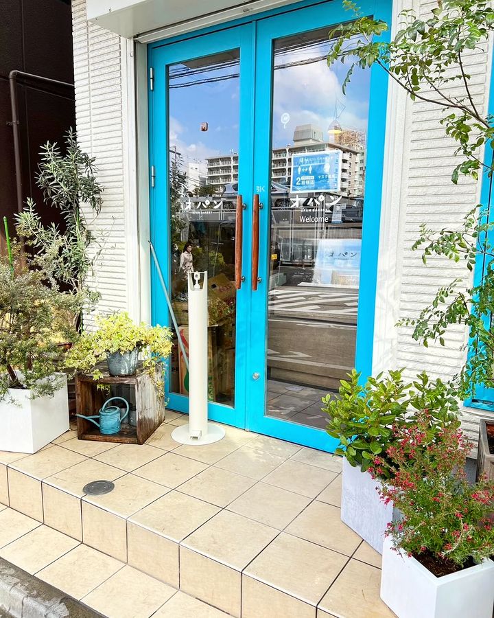 お店の植栽をリニューアル頂きました（2023.03.07）