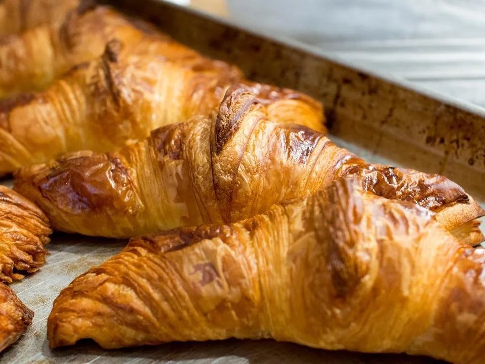 水曜日・金曜日限定の自家製酵母カンパーニュ、16時ころの焼き上がりとなります（2023.03.10）