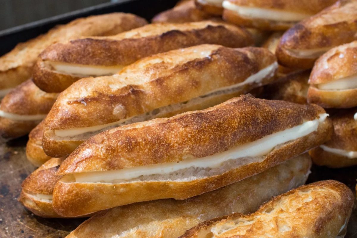 本日も朝から焼き立てパン豊富にご用意しています(2024.06.02)