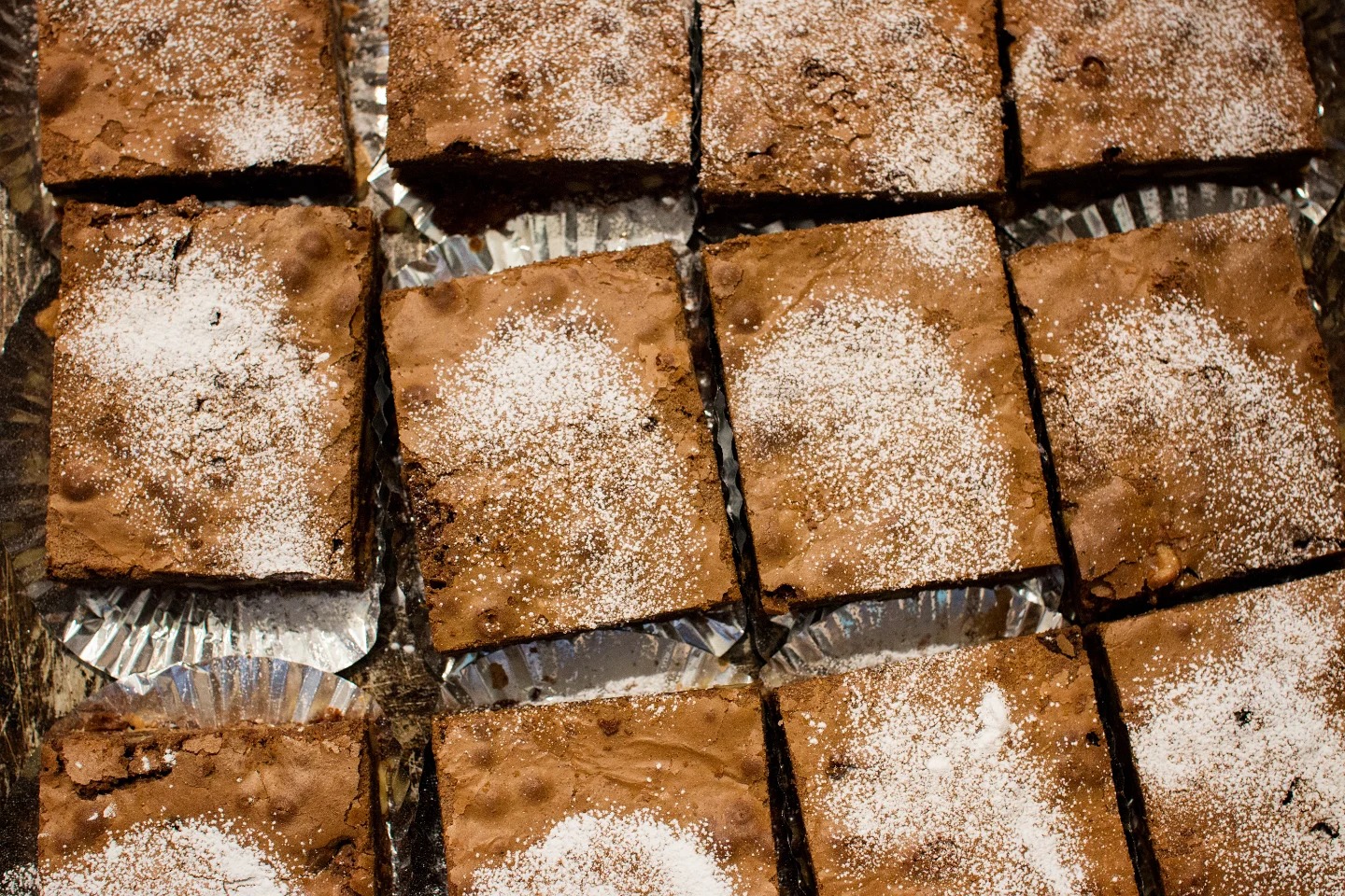 人気のブラウニー他、焼き菓子もたくさんご用意しています（2025.09.27）