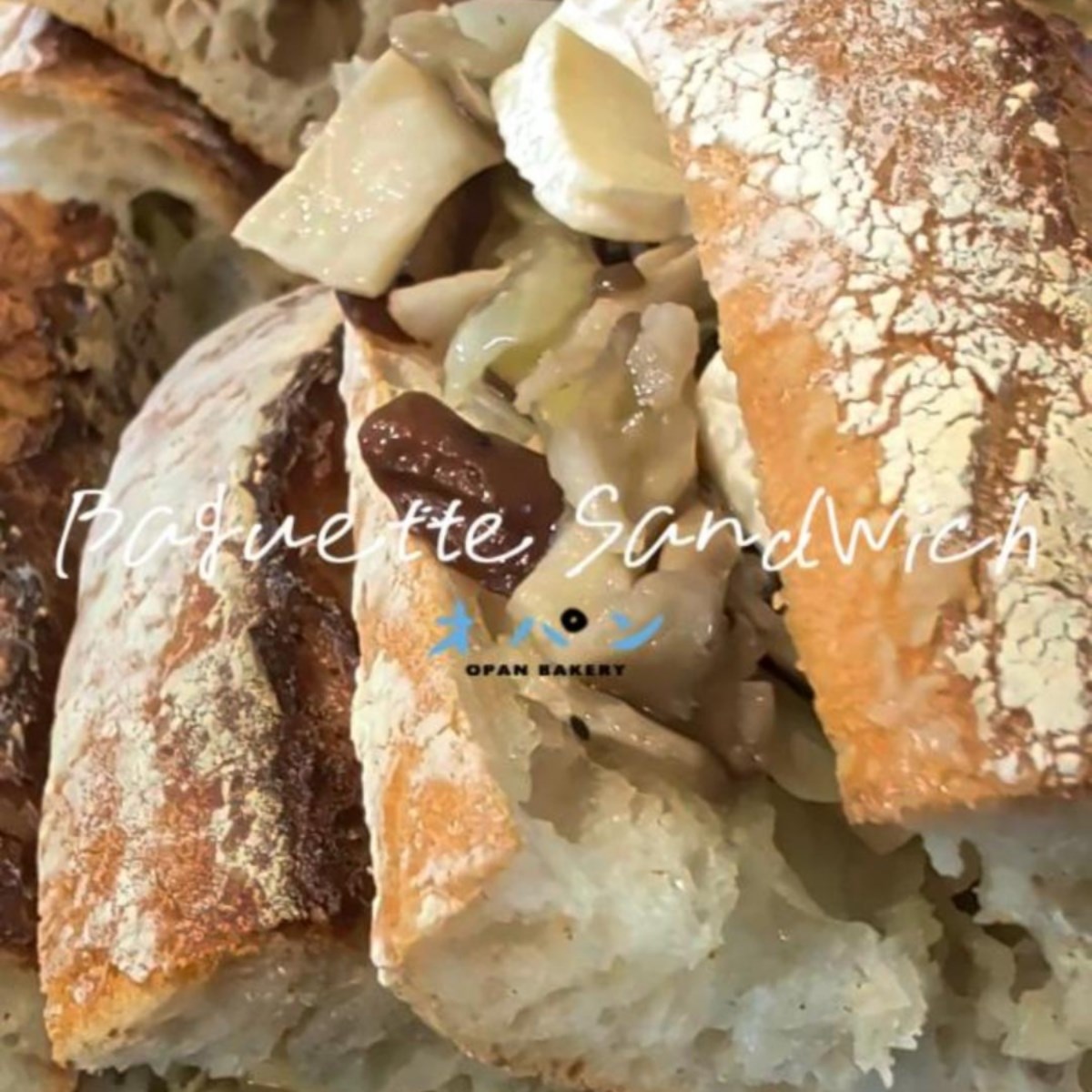 本日も豊富な種類のバゲットサンドをご用意しており、旬の食材を使った限定メニューも並んでいます（2025.11.16）