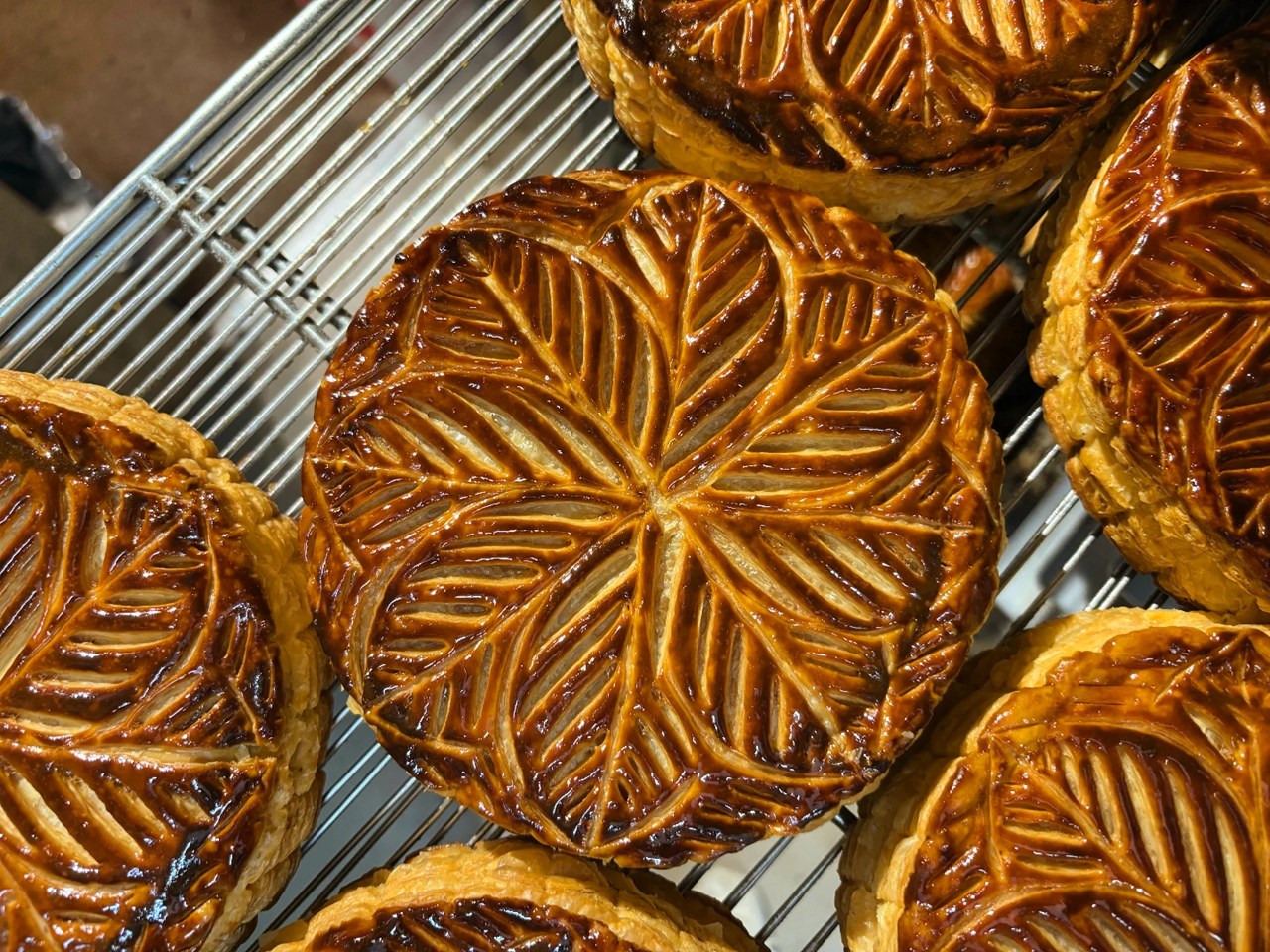 ガレット・デ・ロワの店頭受取り予約・通販を本日よりスタートします（2025.12.12）